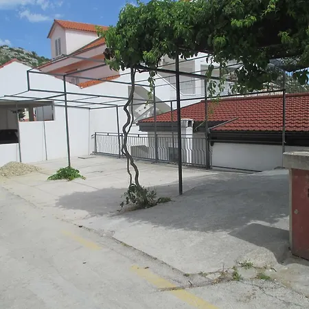 Appartement Derdic Pakostane