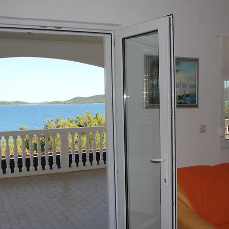 Apartmani Derdic Drage