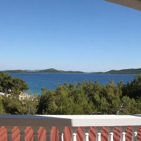 Apartmani Derdic * Drage