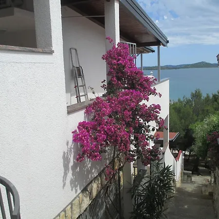 Derdic Pakostane Appartement Drage