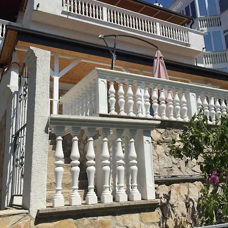 Apartmani Derdic * Drage